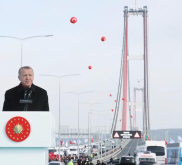 Jembatan Canakkale 1915