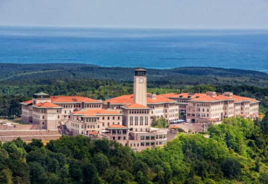 universitas Turki