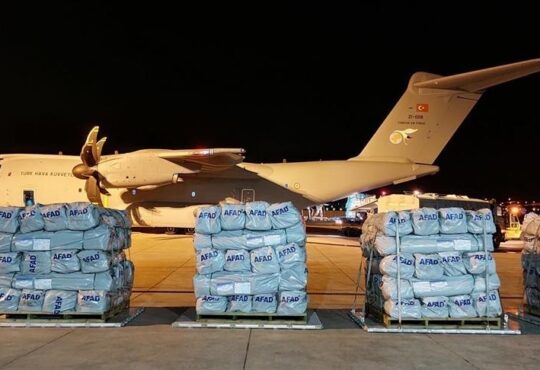 bantuan kemanusiaan untuk korban banjir Pakistan