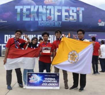 UGM Juara 3 Dunia Kompetisi Model Satelit Turki Teknofest 2022