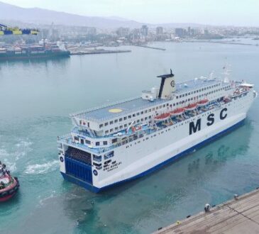 Berjasa pada korban gempa Turki, kapten kapal MSC Aurelia terima penghargaan