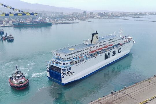 Berjasa pada korban gempa Turki, kapten kapal MSC Aurelia terima penghargaan