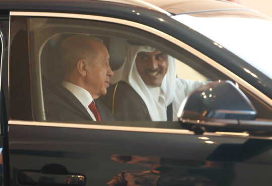 Erdogan hadiahi mobil listrik buatan Turki untuk Emir Qatar